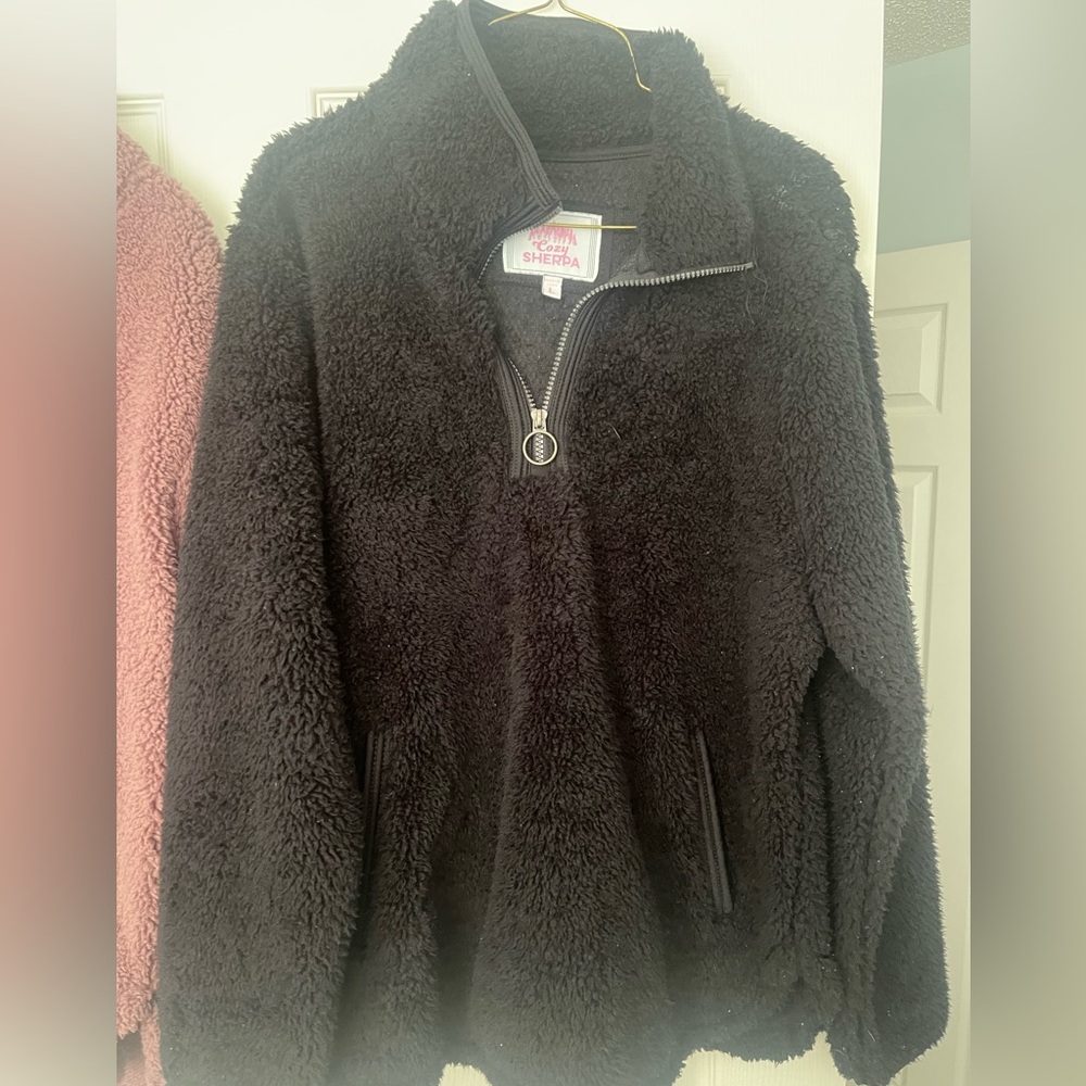 Sherpa Black Fleece Women's Hoodie